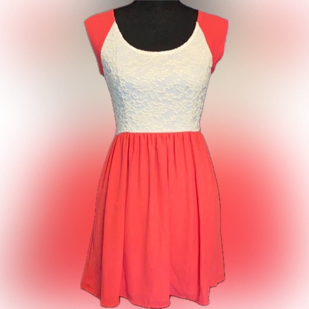 DEB Coral&White Lace Dress